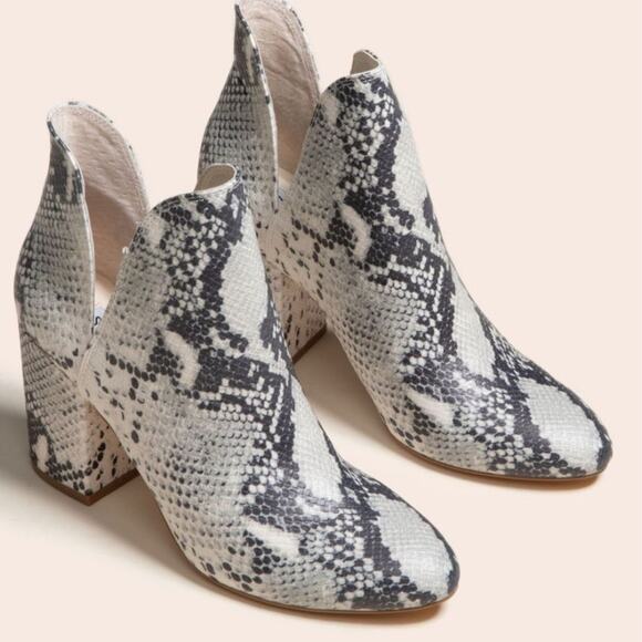 Steve Madden Rookie Snake Print Festival Boots size 5 - Picture 1 of 12